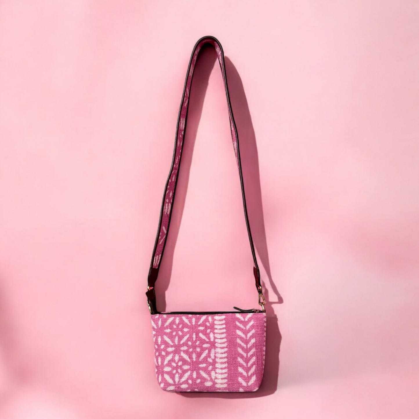 The Artisan Bloom Pouch (Detachable strap)